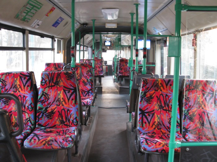 Articulated trolleybus no. 004 of the Austrian type ÖAF Gräf & Stift NGE 152 M17 - back interior view