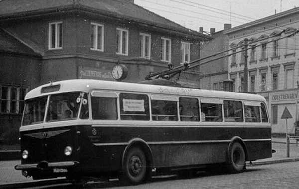 Obus vom tschechischen Typ SKODA 8 Tr