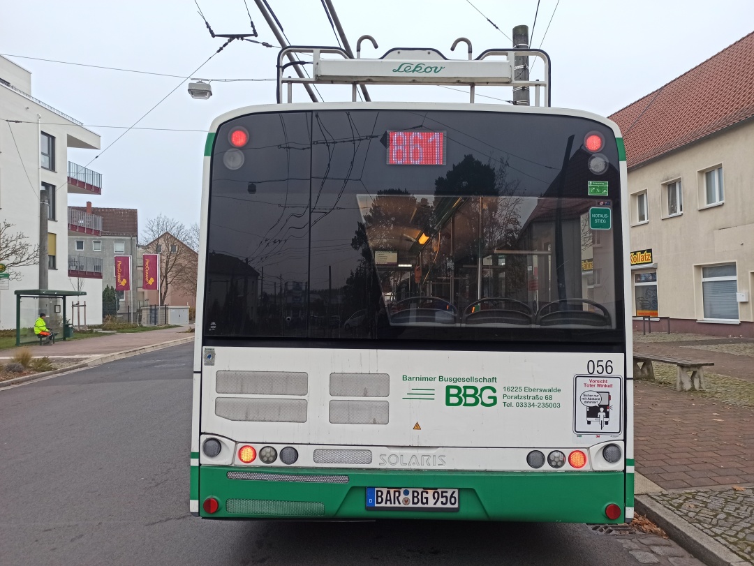 Gelenkobus Nr. 056 vom polnischen Typ Solaris Trollino 18 AC