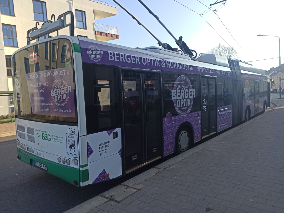 Gelenkobus Nr. 056 vom polnischen Typ Solaris Trollino 18 AC