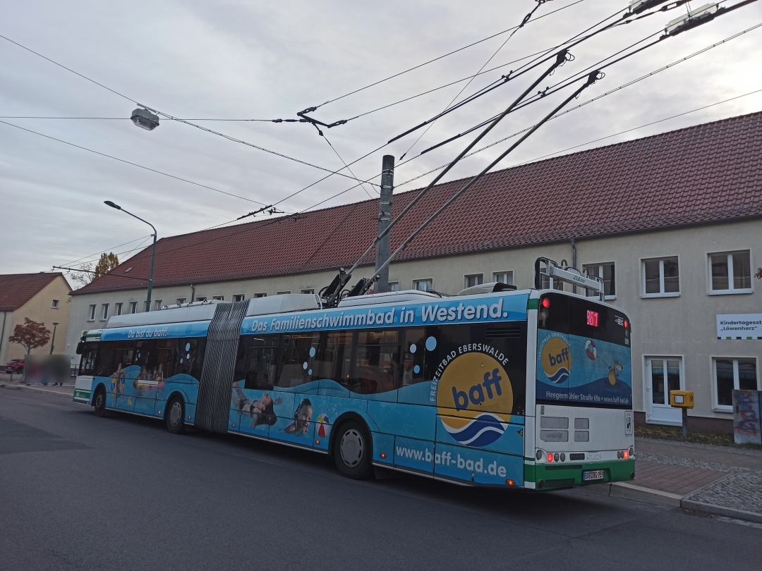 Gelenkobus Nr. 059 vom polnischen Typ Solaris Trollino 18 III Cegelec AC